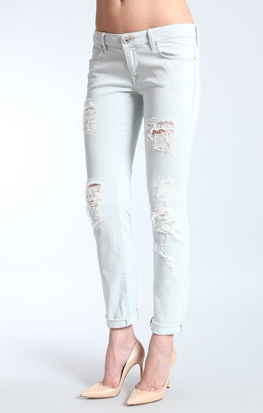 ADA BOYFRIEND IN BLEACHED DESTRUCTED VINTAGE - Mavi Jeans